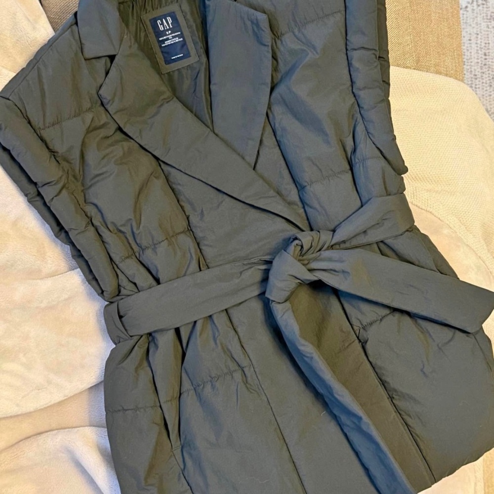 Gap Duvet wrap puffer vest